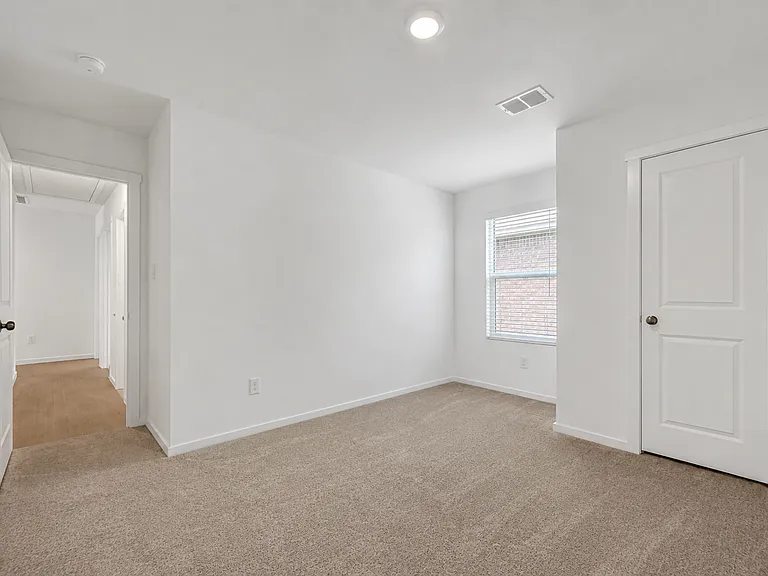 1829 Sanderling St — Photo 13