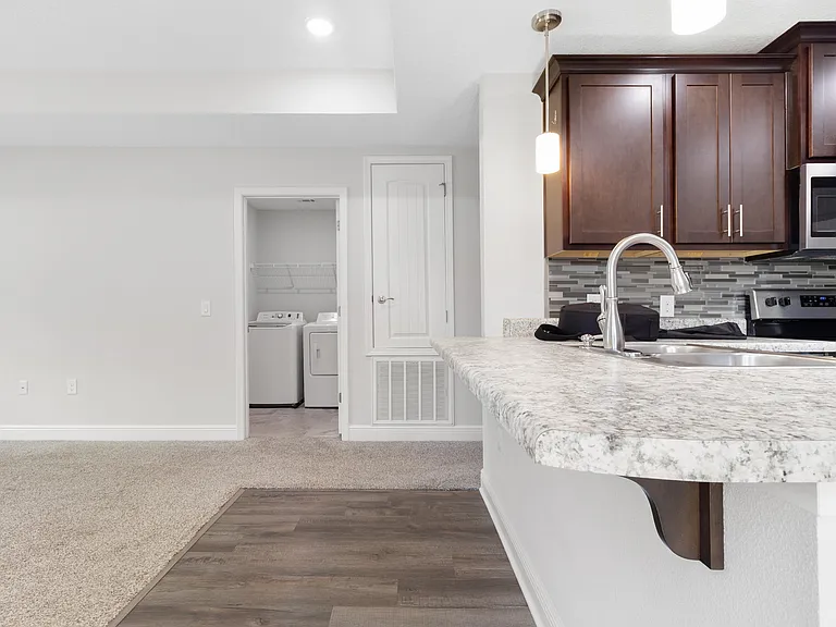 8422 Rose Ave — Photo 10