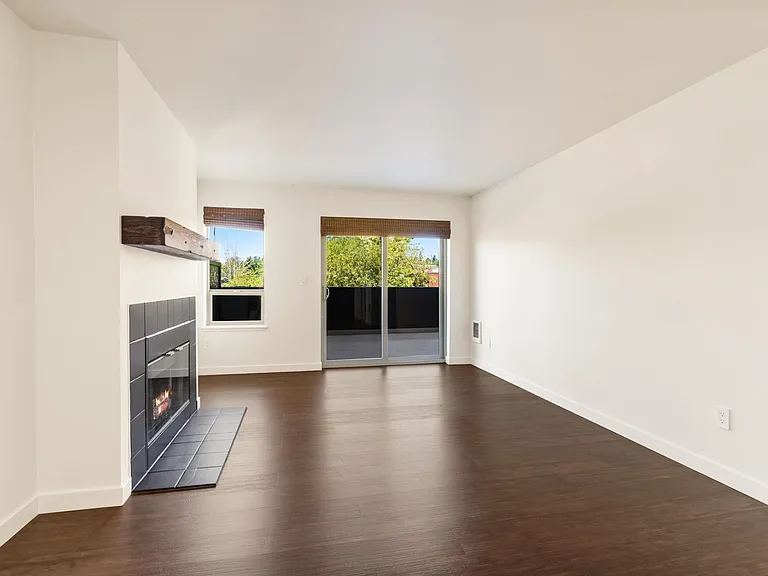 The Morgan $1000 Off First Month! — Photo 31