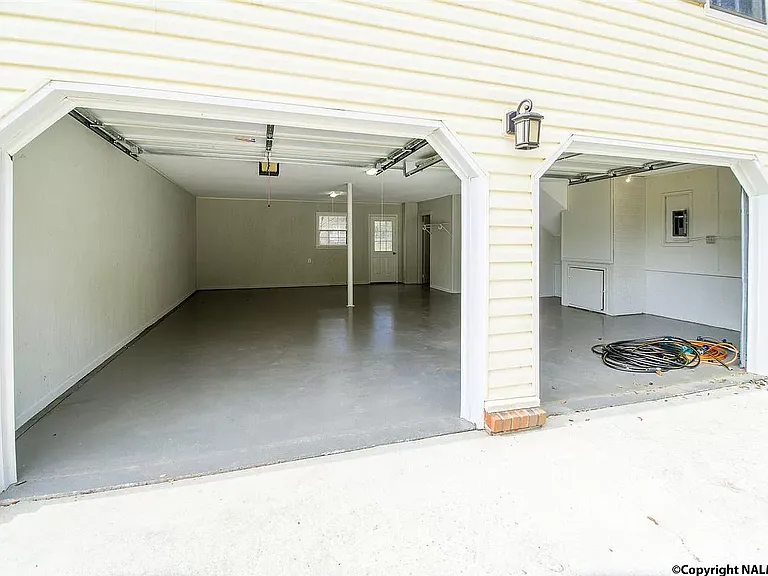 117 Betty Garrett Dr — Photo 19