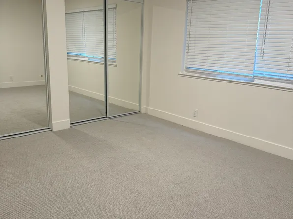 875 University Ave Unit 2, Palo Alto, CA 94301