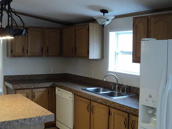5th image of 766 Knoll Woods Dr