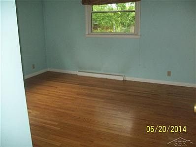 5th image of 2136 N Kearney Dr