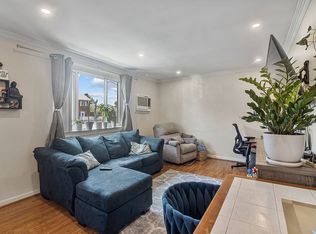 73-11 263rd St #B, Glen Oaks, NY 11004