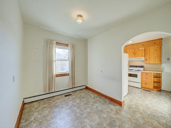 5th image of 1109 Pechin Ave SE