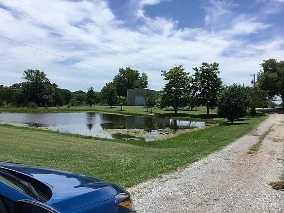 3rd image of 21225 S State Highway 78