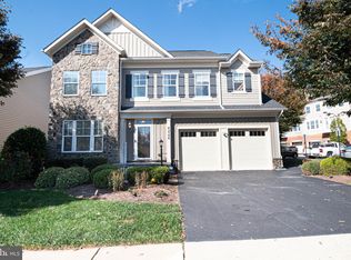 42586 Ash Tree Dr, Ashburn, VA 20148