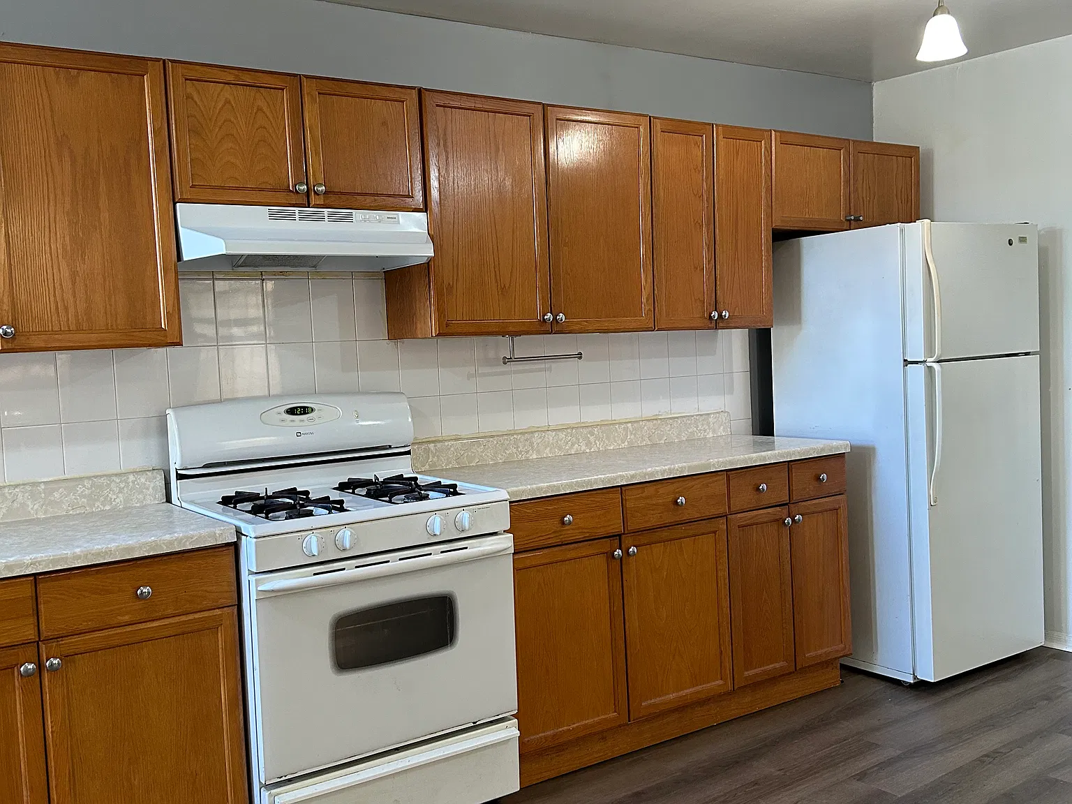 1 bed, 650 sqft, $1,750 — Photo 3