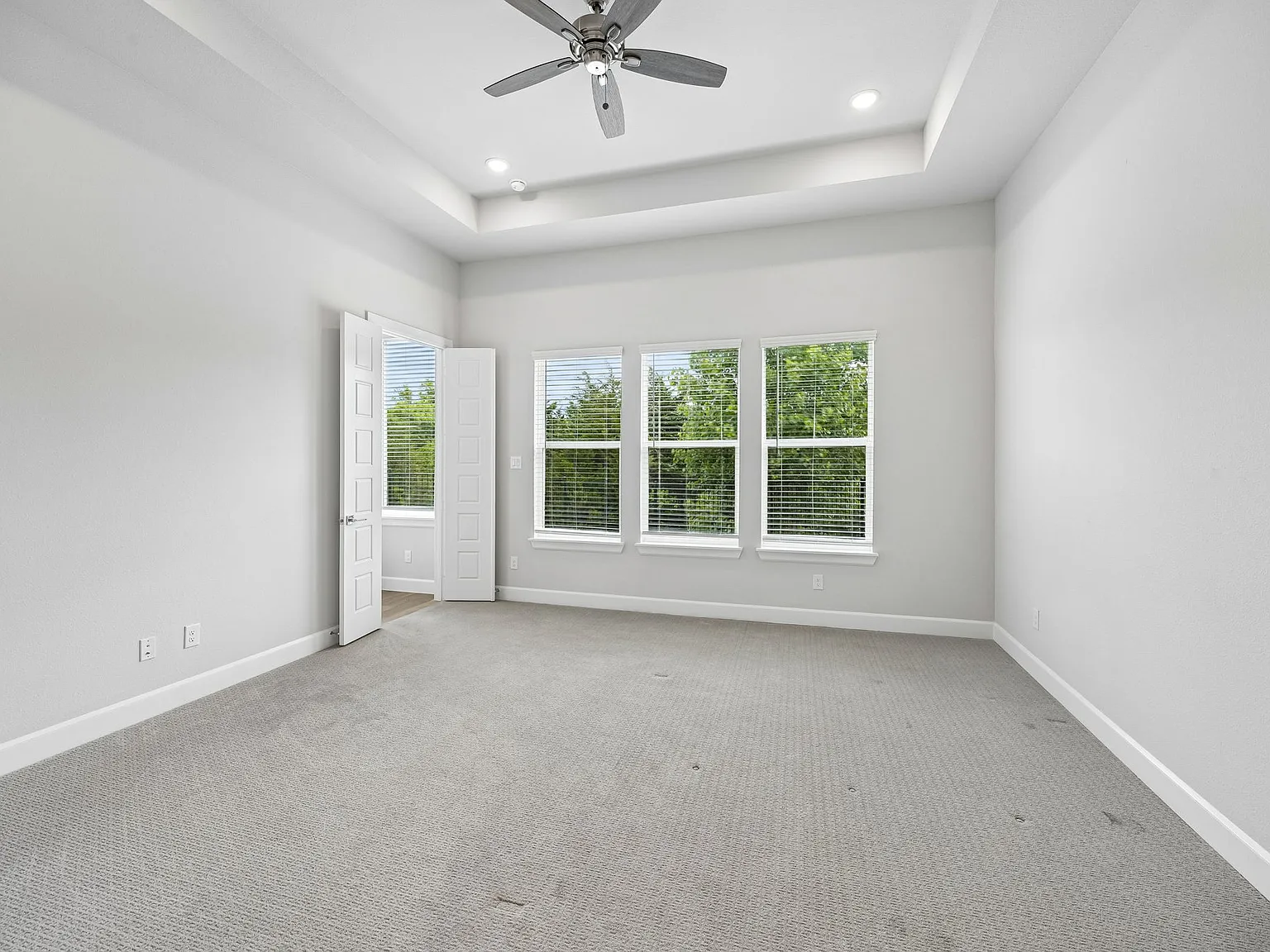 826 Marathon Ct — Photo 4