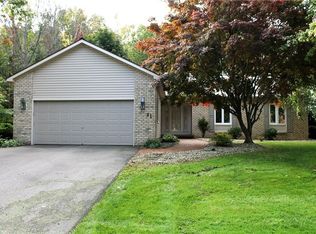 31 Parkside Ln, Rochester, NY 14612