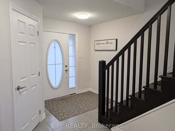 161 Cranesbill Rd, Ottawa, ON K2V 0J4