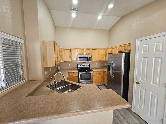 2nd image of 8111 W Tonto Ln