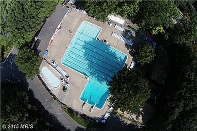 4th image of 15 Dairyfield Ct
