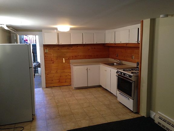 2nd image of 93 W Archer Pl
