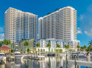 220 Lake Shore Dr #1113, West Palm Beach, FL 33403