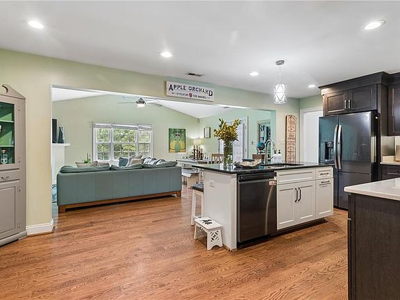 5th image of 7440 Airport Rd