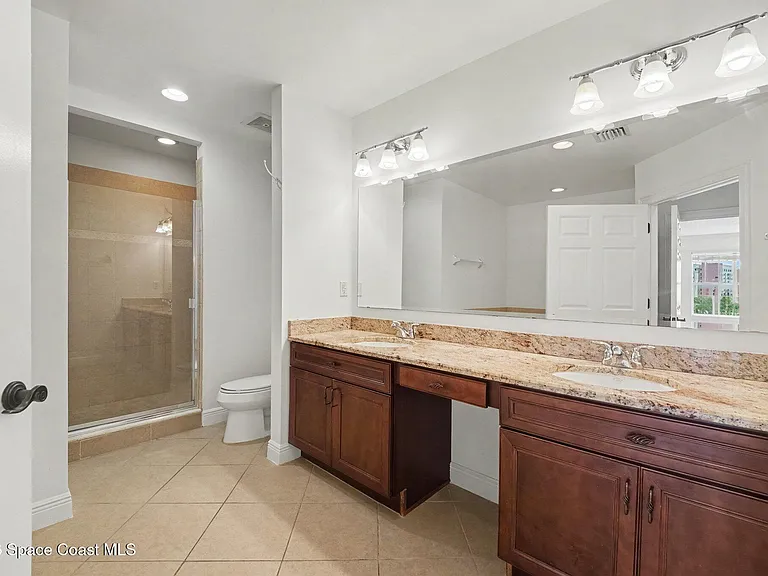 1437 Pineapple Ave #501 — Photo 17