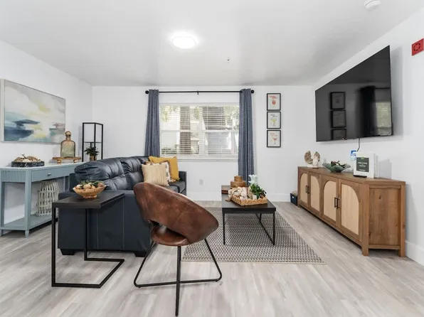 2360 SW Archer Rd, Gainesville, FL