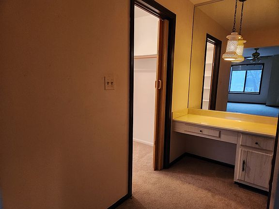 5th image of 9242 Gross Point Rd APT 107