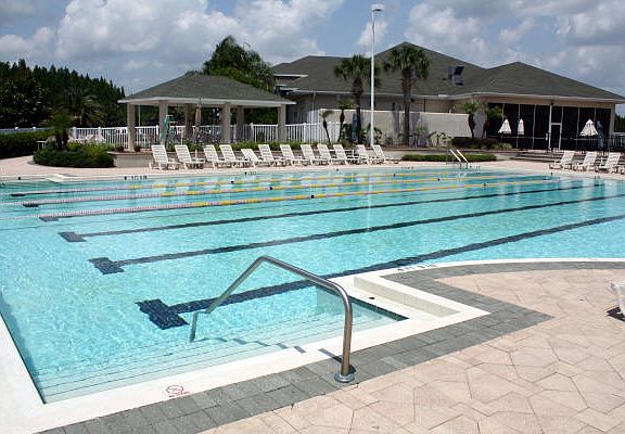 3rd image of 18105 Canal Pointe St