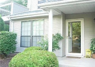 2nd image of 5005 Stonehedge Rd