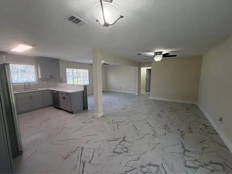 3259 Huff Dr — Photo 7