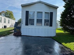 720 N Huckleberry Ave, Bear, DE 19701