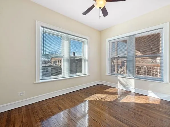 7746 S East End Ave #1, Chicago, IL 60649