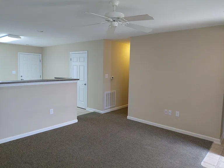 Stonehurst Pointe — Photo 25