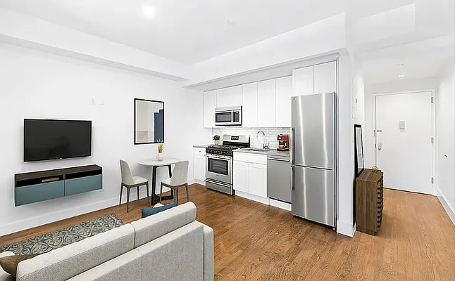 Rented by REAL New York | media 12