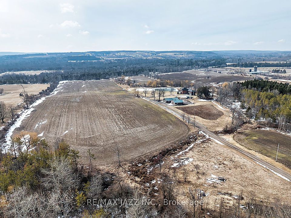 1st image of 1219 Larmer Line