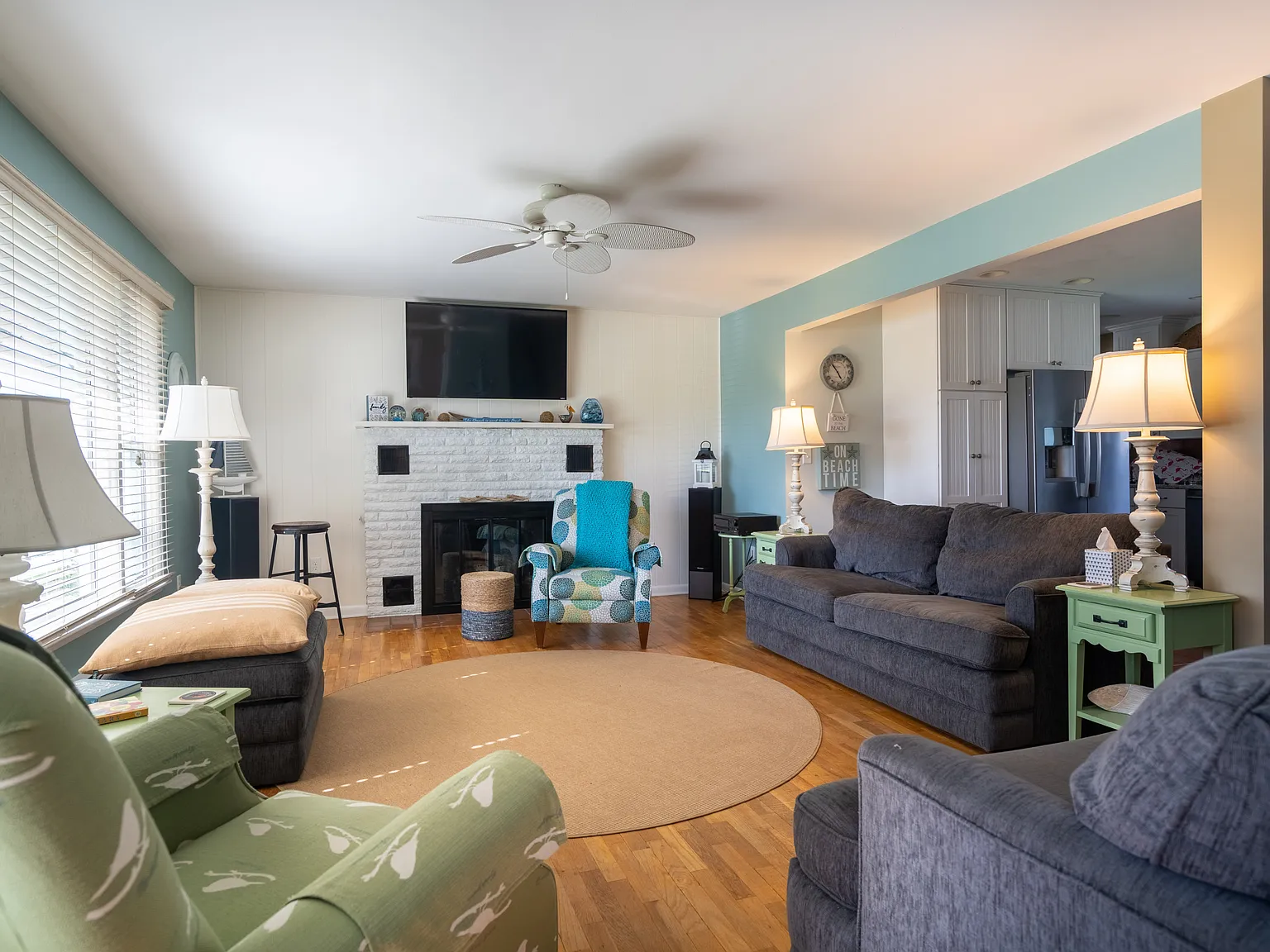 3 bed, 1.5 bath, 1200 sqft, $2,000 — Photo 4
