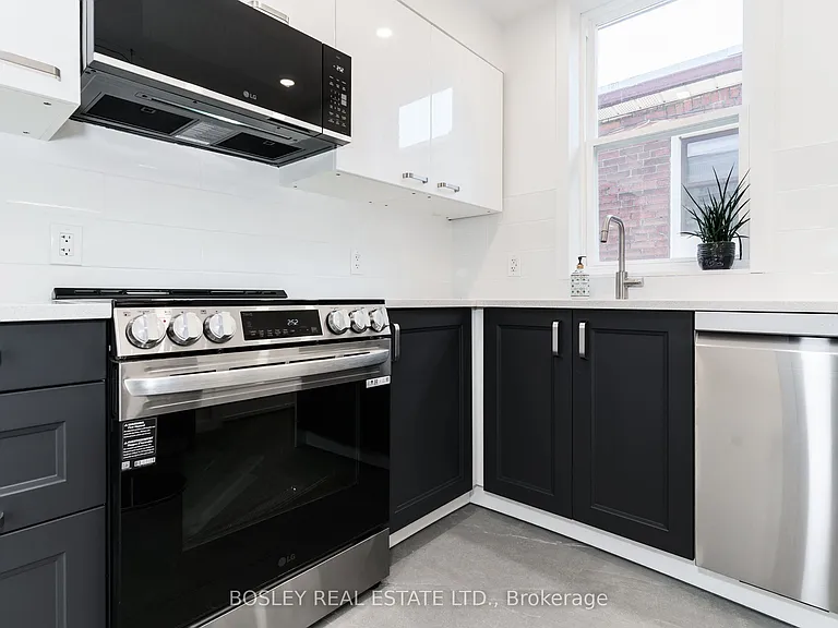 210 Westmount Ave #1 — Photo 21