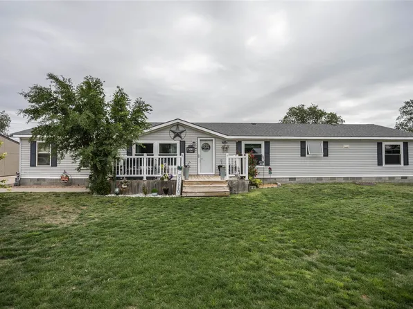 506 S Buffalo St, Lakin, KS 67860