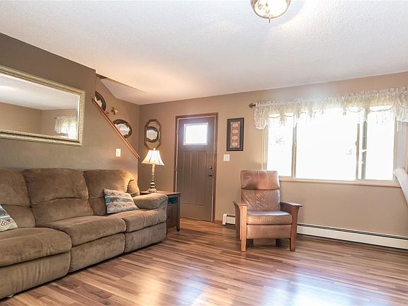 3rd image of 2701 19th Street Dr APT 6