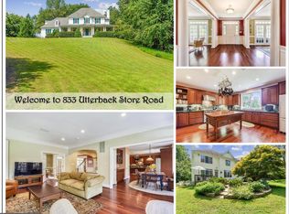 833 Utterback Store Rd, Great Falls, VA 22066