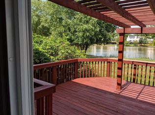 7122 Snug Harbor Ct, Alexandria, VA 22315