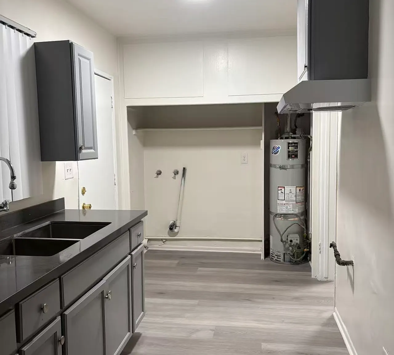 1 bed, 650 sqft, $2,100 — Photo 4