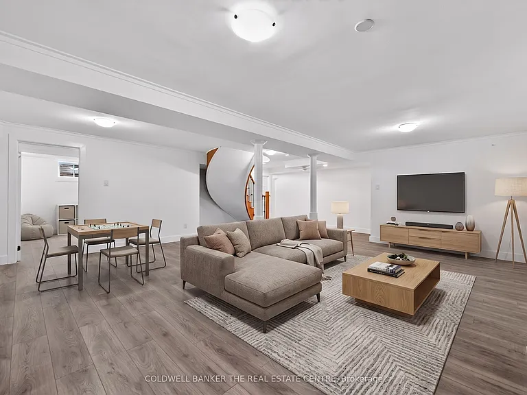 8 Brownlee Dr — Photo 36