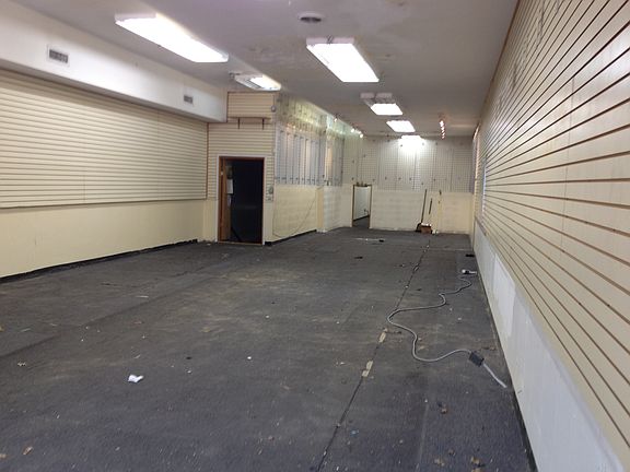 4th image of 8905 165th St