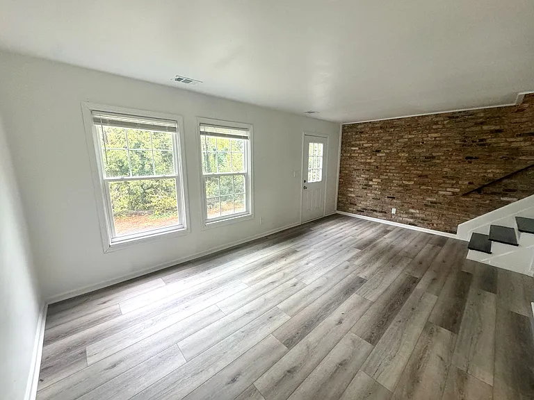 2435 Peachwood Cir NE #1 — Photo 5