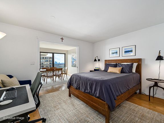 3rd image of 2020 N Lincoln Park W #28KL
