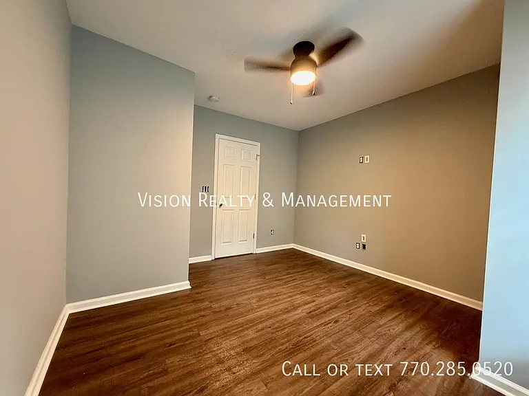 374 Paines Ave NW — Photo 17