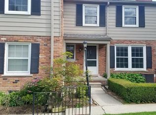 553 N Old Woodward Ave #535, Birmingham, MI