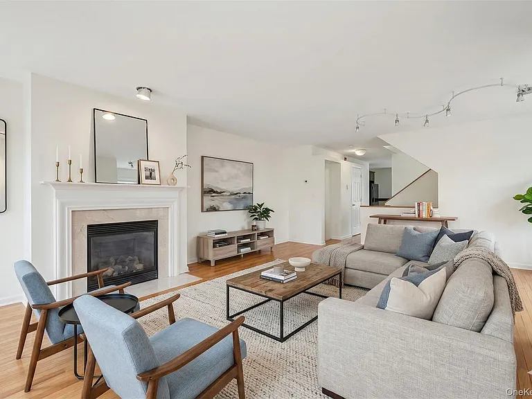 2 Leeward Dr — Photo 9