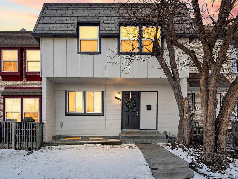 1st image of 424 E 116th Avenue