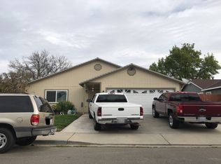 2621 Brandy Way, Livingston, CA 95334