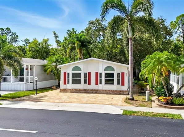 4052 Crystal Lake DR, NAPLES, FL 34120