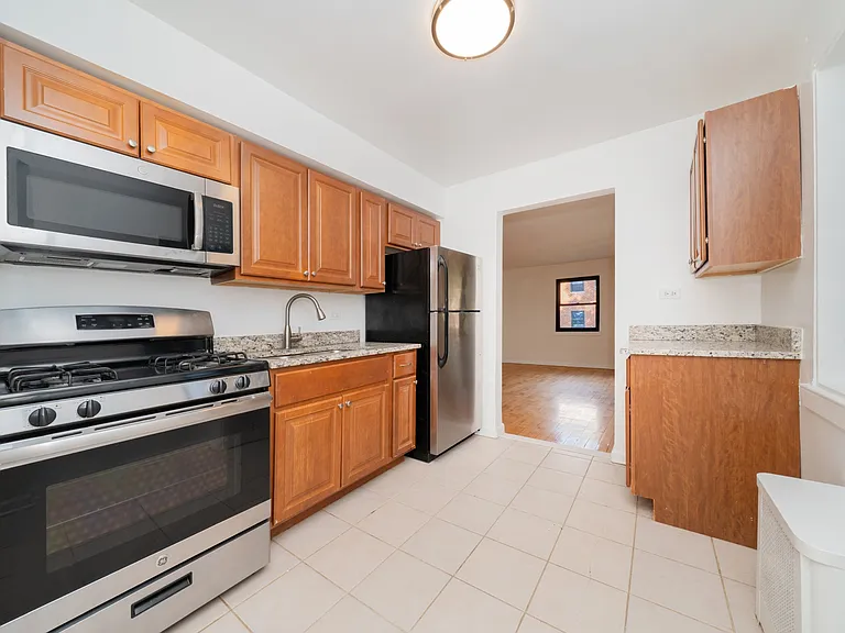 75-10 153rd St #2B — Photo 5