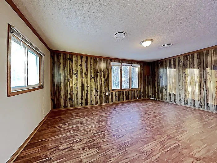 10631 Dogwood St NW — Photo 3